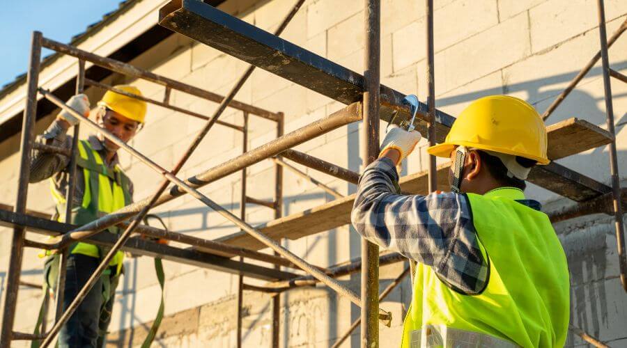 Professional gutter cleaning in Santa, ID